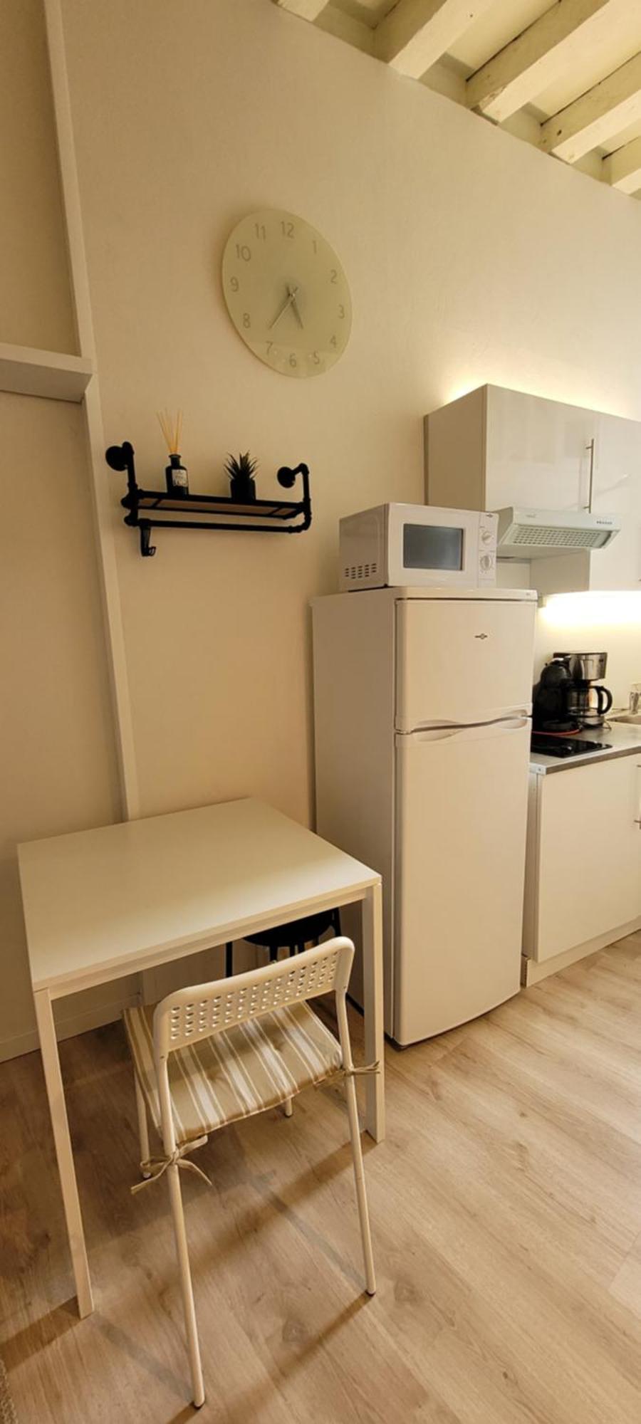 Des Histoires D'anges - Cote - 2 Meubles Classes - Accueil Velo Apartment *